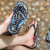 夏の新しぃファ§ンジのブレンドの冷いスリッパの男の人の字は男性の湿ったストレーパの个性的な潮流を引いて、韩国版の砂浜の靴の黒の青の9183 40