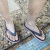 Crocscrocs男性靴夏の新型ベヤカーロックの人の字はレジャを引いて足を滑らせて止めます。底の冷いスリッパ20333-4 CC M 7 W 9/内の长さは25 cmです。